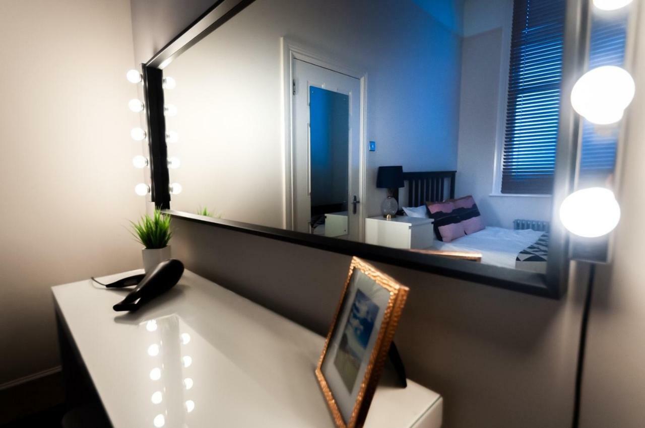 Number Twenty Four Townhouse - Sleeps 22 Brighton